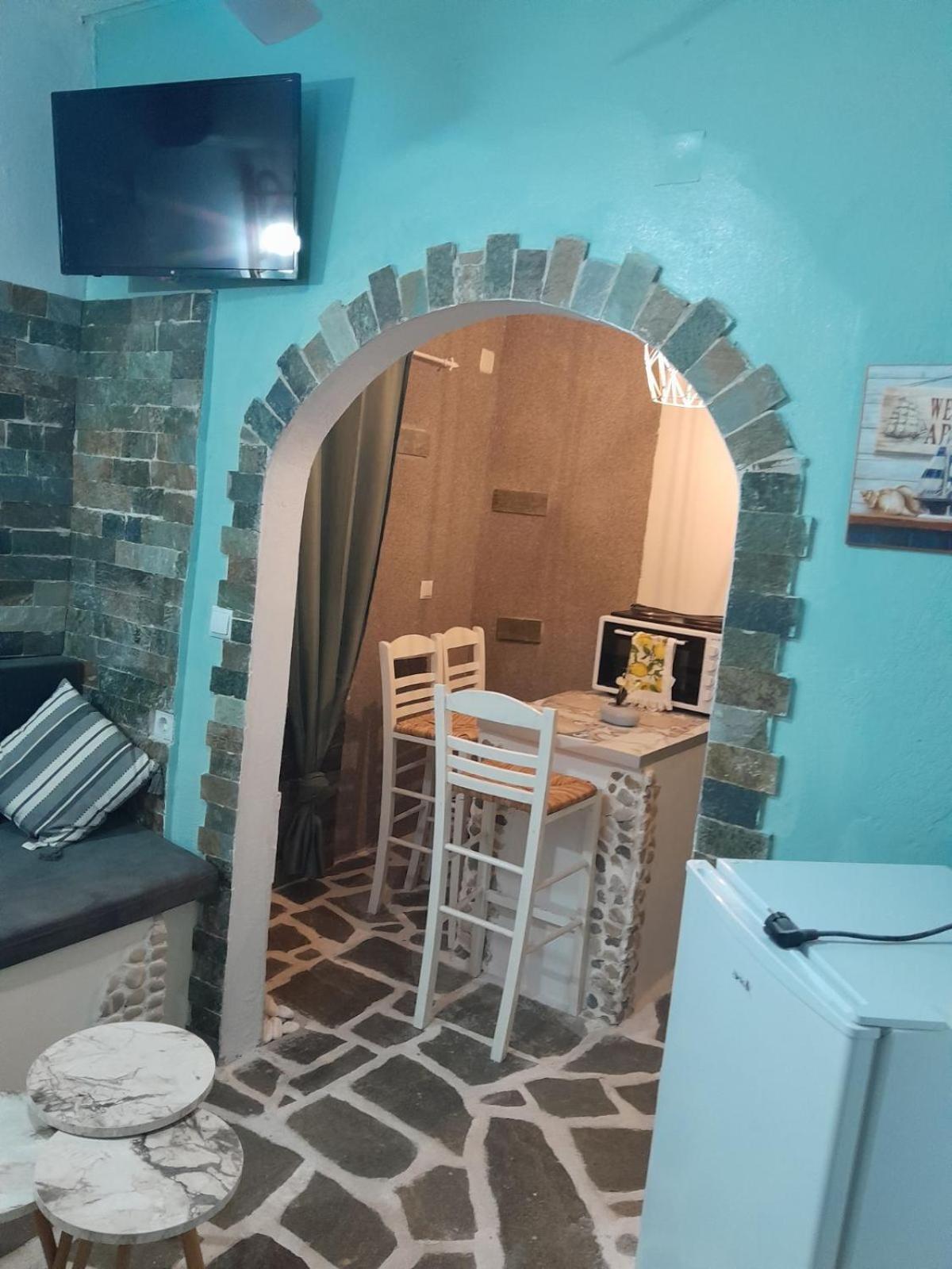 Anatoli Studios In Front Of The Beach Μεσογγή Εξωτερικό φωτογραφία