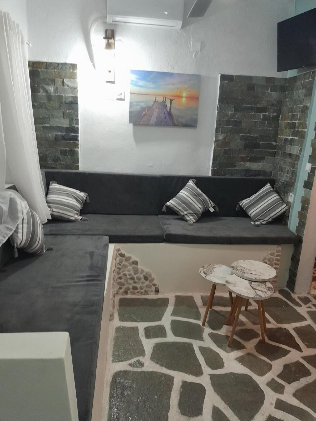 Anatoli Studios In Front Of The Beach Μεσογγή Εξωτερικό φωτογραφία